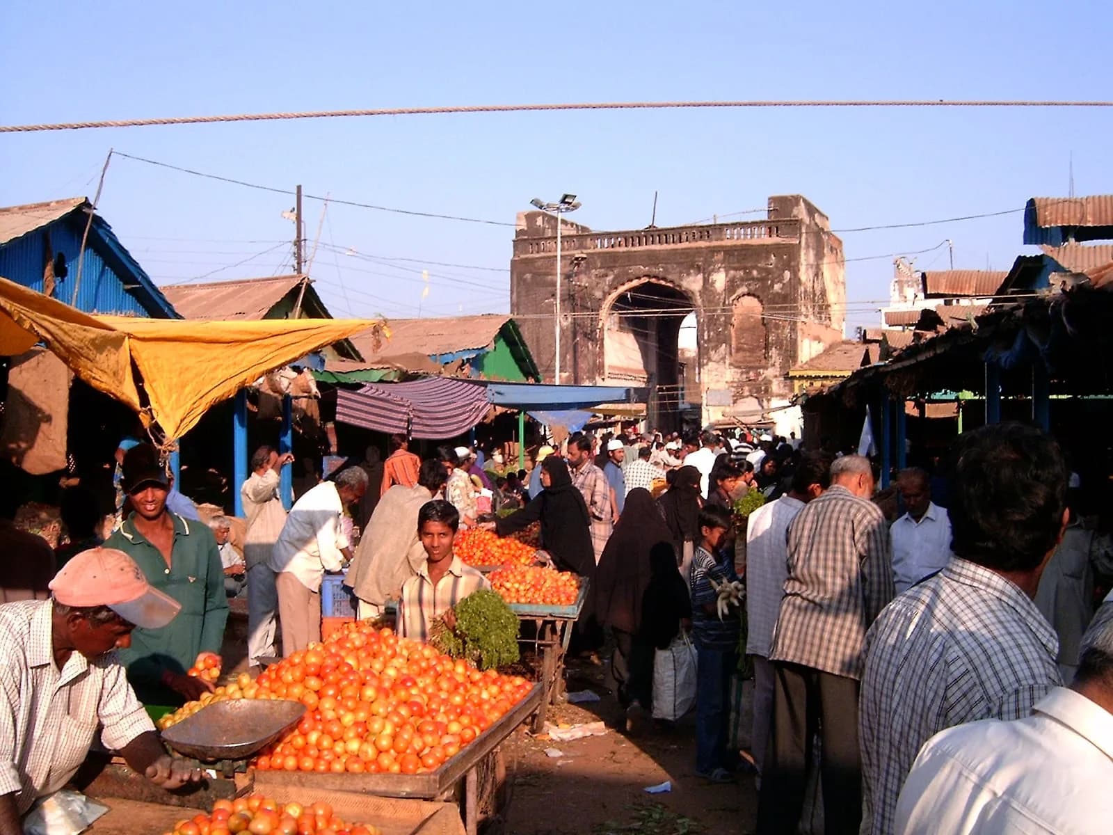 A busy fruit and vegetable market in Hyderabad, India